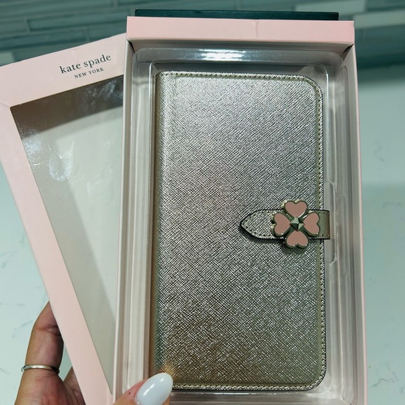 NEW Kate Spade Gold iPhone XR Wallet - Picture 2 of 5